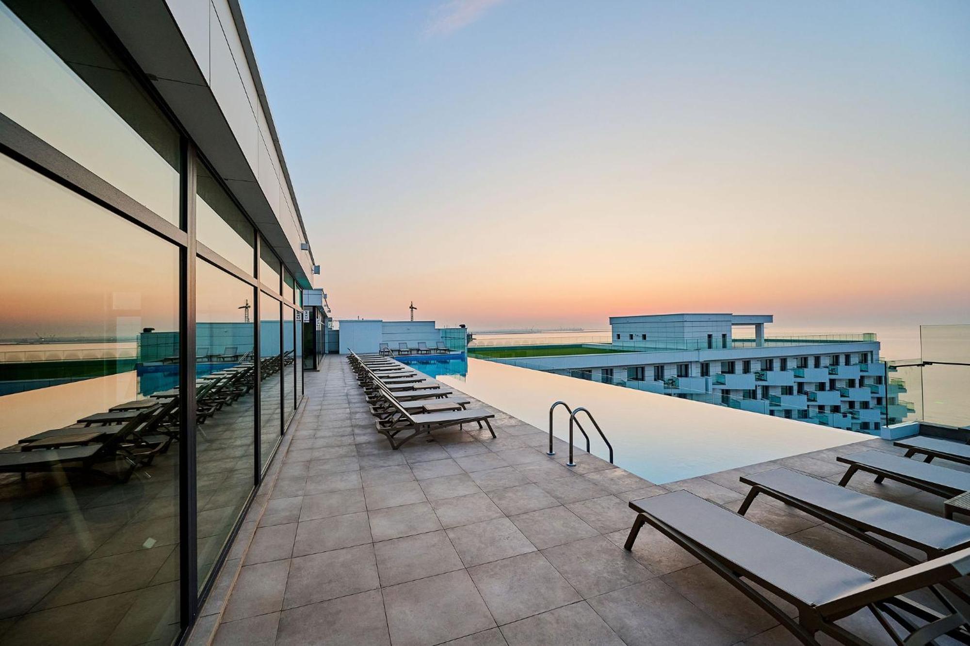 Beach Bliss Apartment In Infinity Beach Resort Parking Mamaja Zewnętrze zdjęcie